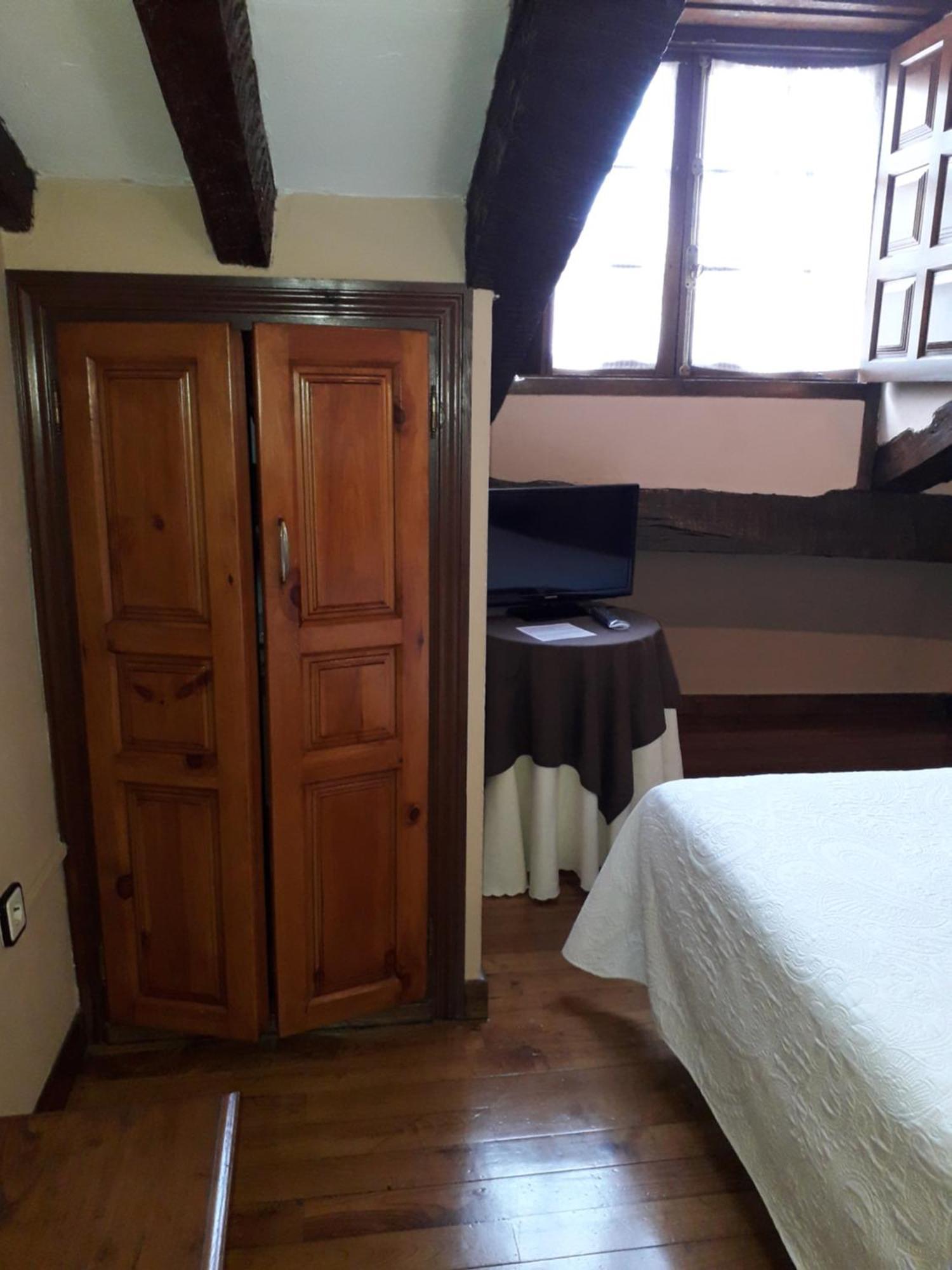 Posada Santa Juliana Santillana del Mar Cameră foto